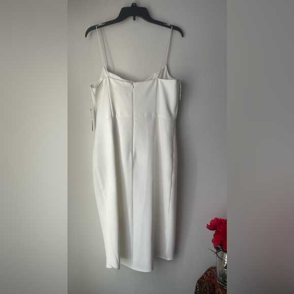 Aidan Aidan Mattox Cream Bow Detail Ruffle Dress Size 12 - Picture 2 of 10